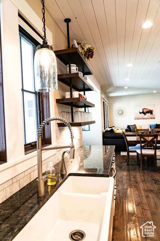 300 S 100 ST, Garden City, UT 84028