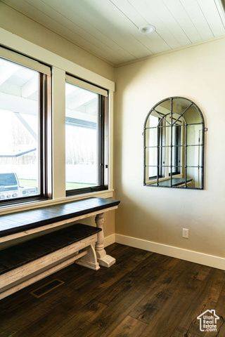 300 S 100 ST, Garden City, UT 84028