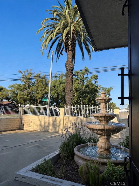 703 E E, Ontario, CA 91764 — photo 4