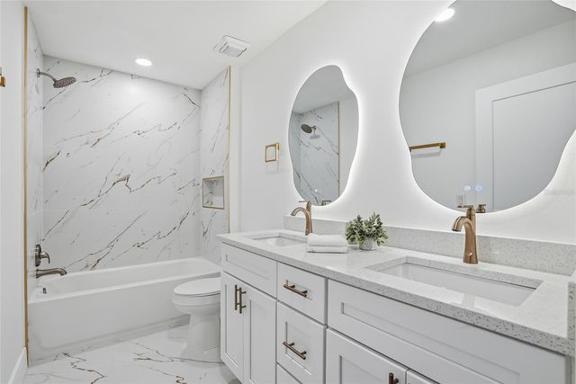 2540 LAURELWOOD LANE, Valrico, FL 33596