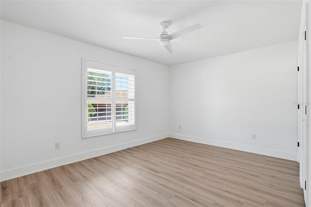2540 LAURELWOOD LANE, Valrico, FL 33596