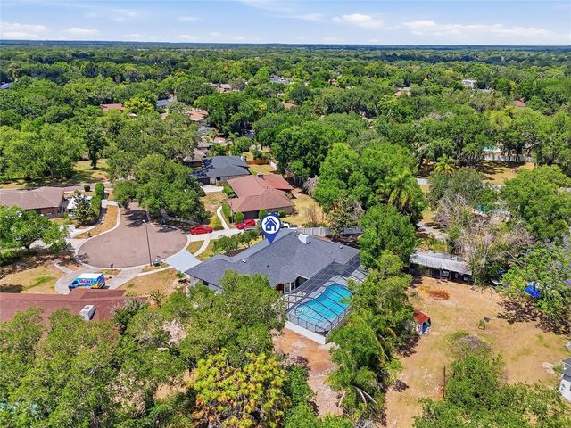 2540 LAURELWOOD LANE, Valrico, FL 33596