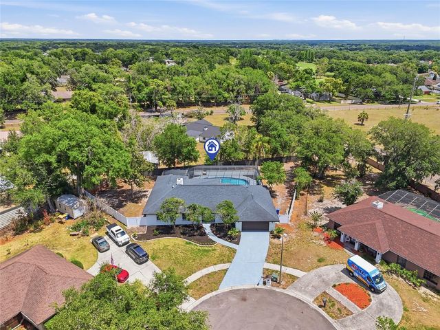 2540 LAURELWOOD LANE, Valrico, FL 33596