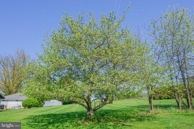 379 HILLDALE RD, Holtwood, PA 17532