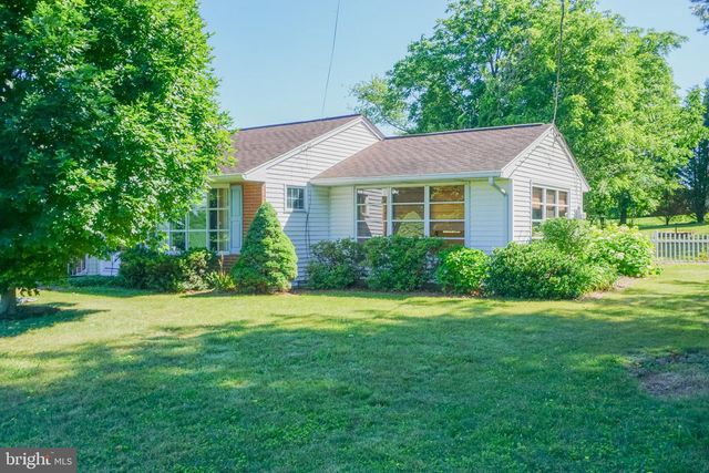 379 HILLDALE RD, Holtwood, PA 17532