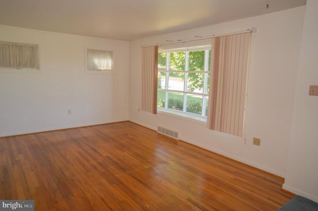 379 HILLDALE RD, Holtwood, PA 17532
