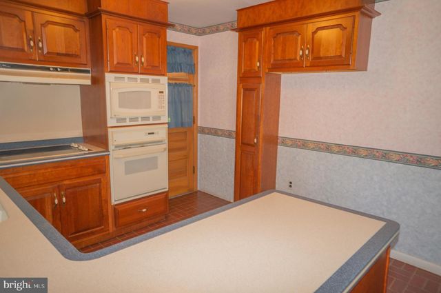 379 HILLDALE RD, Holtwood, PA 17532