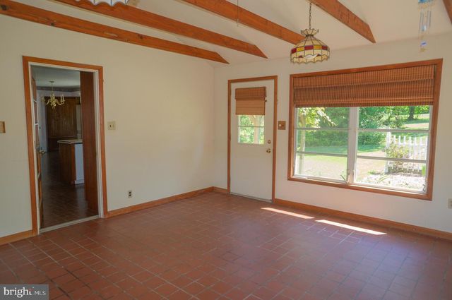 379 HILLDALE RD, Holtwood, PA 17532