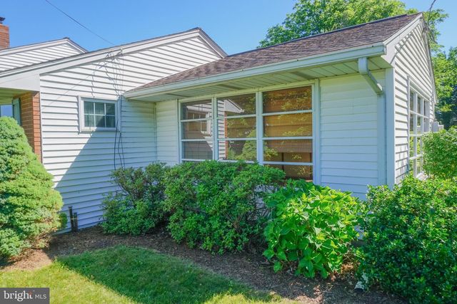 379 HILLDALE RD, Holtwood, PA 17532
