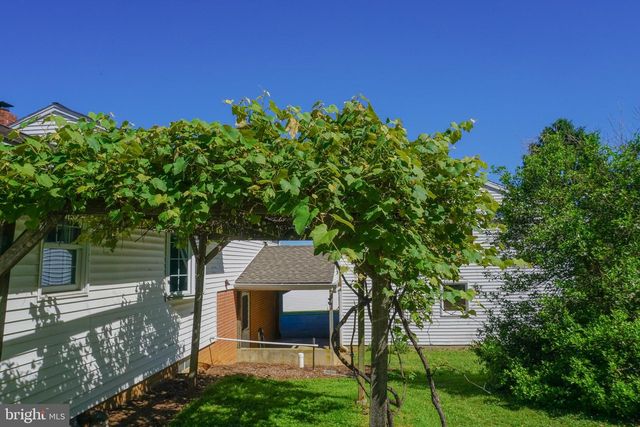 379 HILLDALE RD, Holtwood, PA 17532