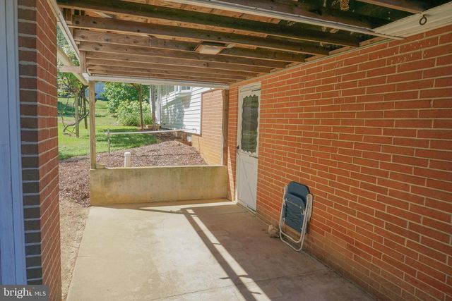 379 HILLDALE RD, Holtwood, PA 17532