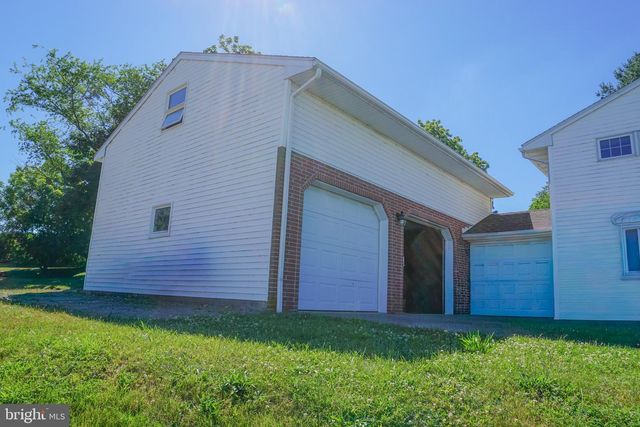 379 HILLDALE RD, Holtwood, PA 17532