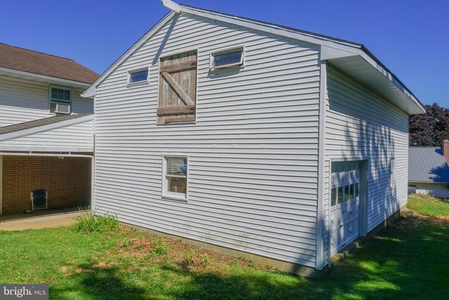 379 HILLDALE RD, Holtwood, PA 17532