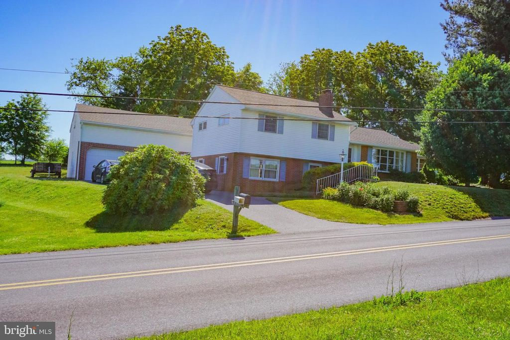 379 HILLDALE RD, Holtwood, PA 17532