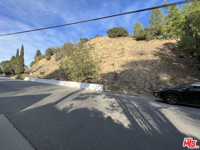 2130 Roscomare Road, Los Angeles, CA 90077