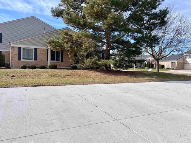 44666 Connecticut Court, Clinton Township, MI 48038