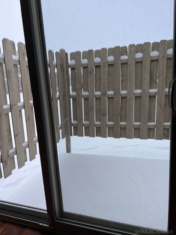 44666 Connecticut Court, Clinton Township, MI 48038