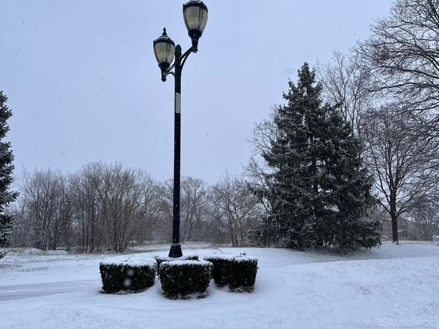 44666 Connecticut Court, Clinton Township, MI 48038