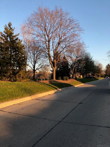 44666 Connecticut Court, Clinton Township, MI 48038