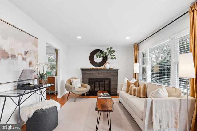 5909 RIDGE VIEW DR, Alexandria, VA 22310