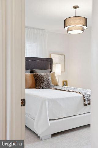 5909 RIDGE VIEW DR, Alexandria, VA 22310