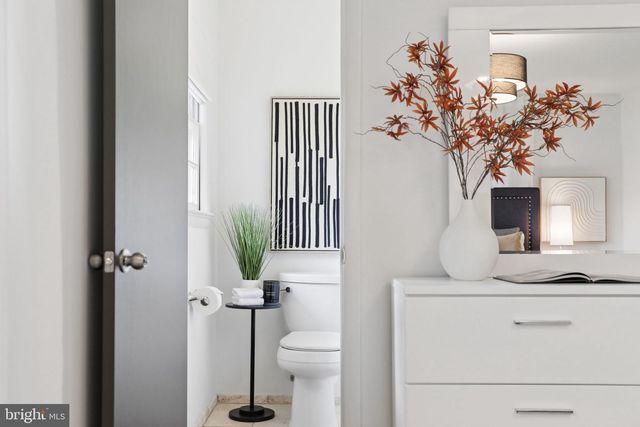 5909 RIDGE VIEW DR, Alexandria, VA 22310