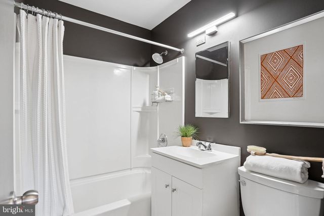 5909 RIDGE VIEW DR, Alexandria, VA 22310