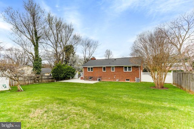 5909 RIDGE VIEW DR, Alexandria, VA 22310