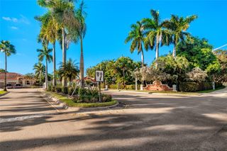 13155 NW 9th Ct, Pembroke Pines, FL 33028