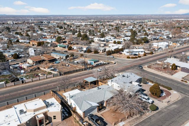 6904 San Francisco Road NE, Albuquerque, NM 87109
