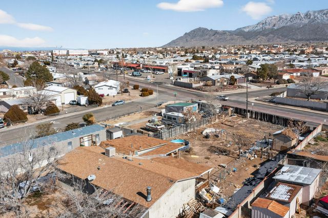 6904 San Francisco Road NE, Albuquerque, NM 87109