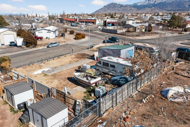 6904 San Francisco Road NE, Albuquerque, NM 87109