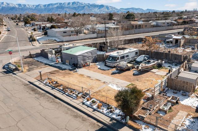 6904 San Francisco Road NE, Albuquerque, NM 87109