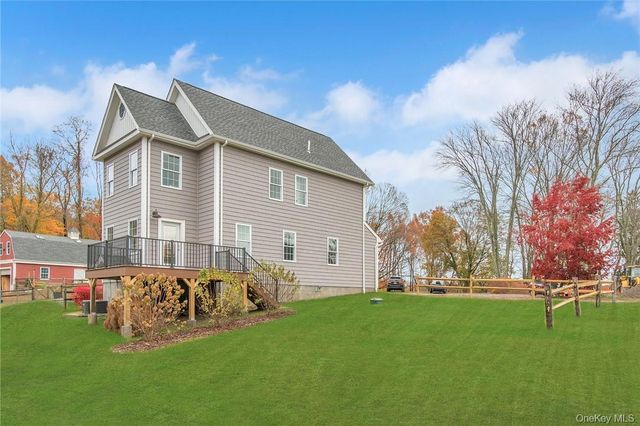 237 Tomahawk Street 3, Baldwin Place, NY 10505