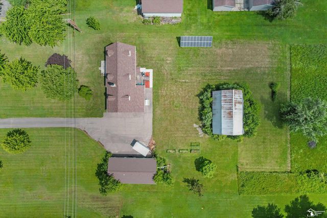 24677 Waltz Road, New Boston, MI 48164