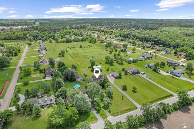 24677 Waltz Road, New Boston, MI 48164