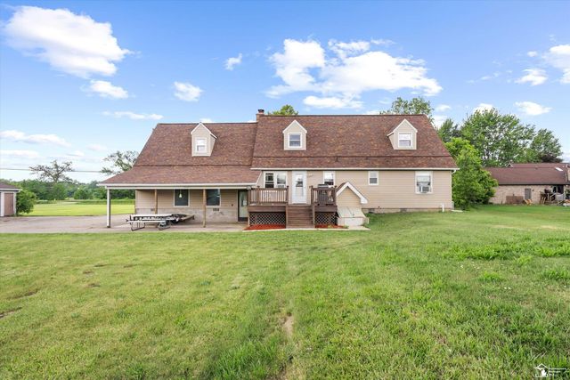 24677 Waltz Road, New Boston, MI 48164