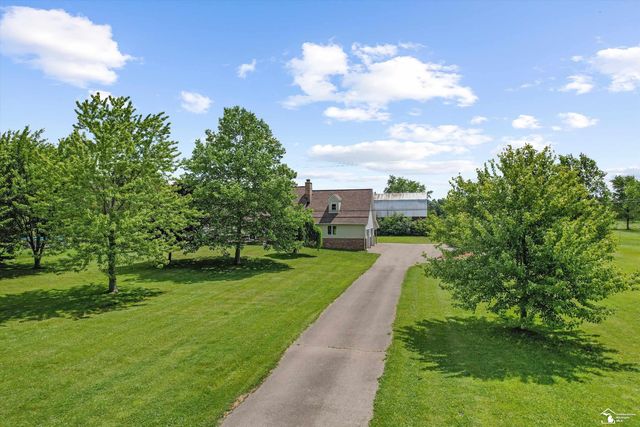24677 Waltz Road, New Boston, MI 48164