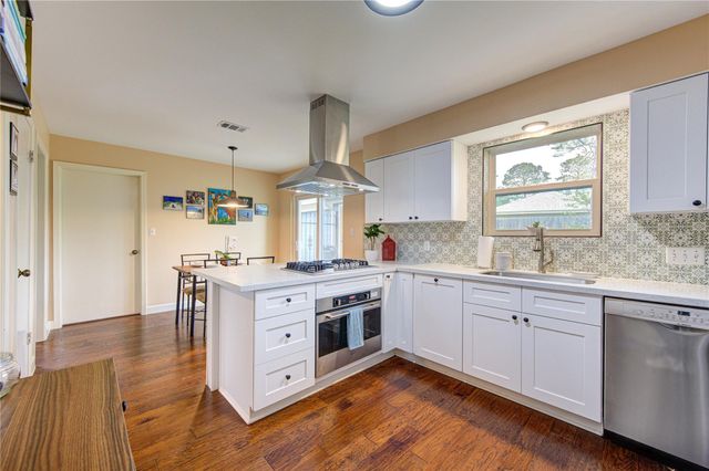2258 Woodland Springs Street, Houston, TX 77077