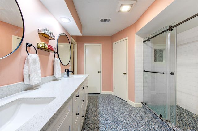 2258 Woodland Springs Street, Houston, TX 77077