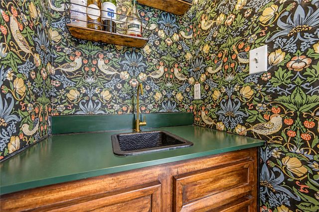 2258 Woodland Springs Street, Houston, TX 77077