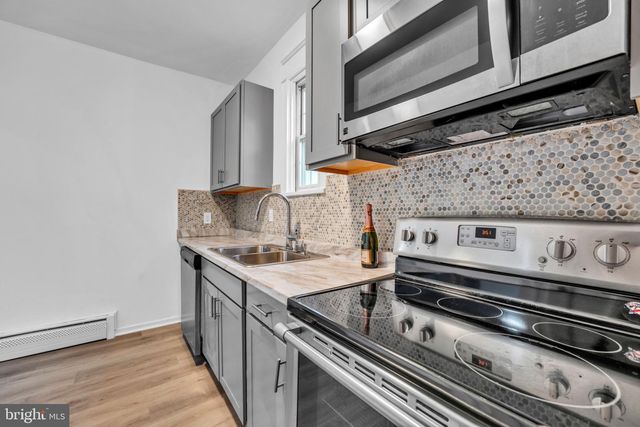 2219 CHESTERFIELD AVE, Baltimore, MD 21213