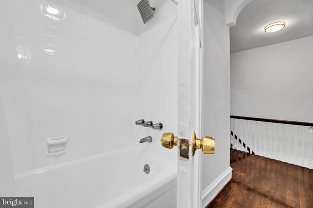 2219 CHESTERFIELD AVE, Baltimore, MD 21213