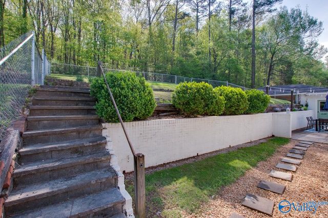 3105 Willow Beach Road, Guntersville, AL 35976