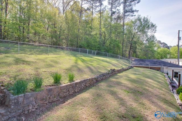 3105 Willow Beach Road, Guntersville, AL 35976