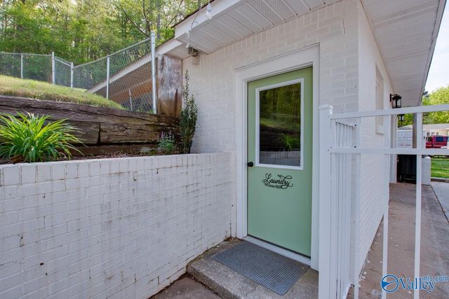 3105 Willow Beach Road, Guntersville, AL 35976