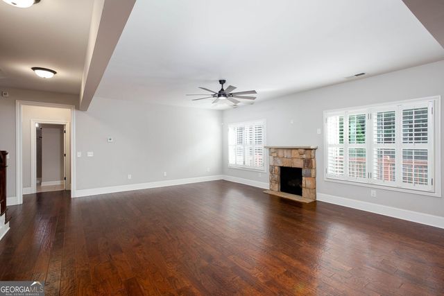 2824 Magnolia Creek Drive NW, Kennesaw, GA 30152