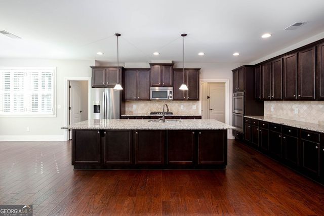 2824 Magnolia Creek Drive NW, Kennesaw, GA 30152