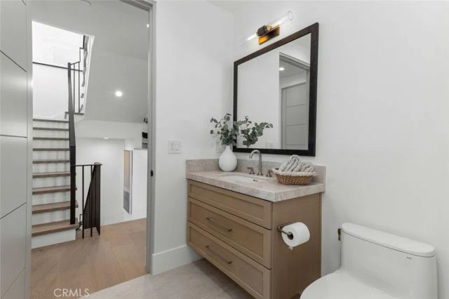 611 Marguerite B, Corona Del Mar, CA 92625