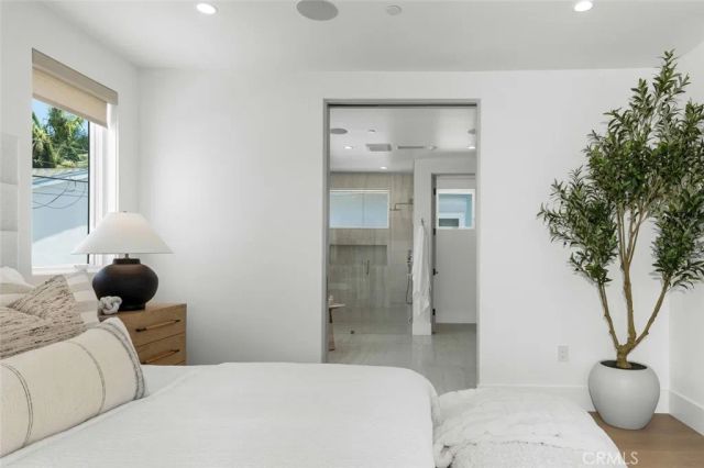 611 Marguerite B, Corona Del Mar, CA 92625